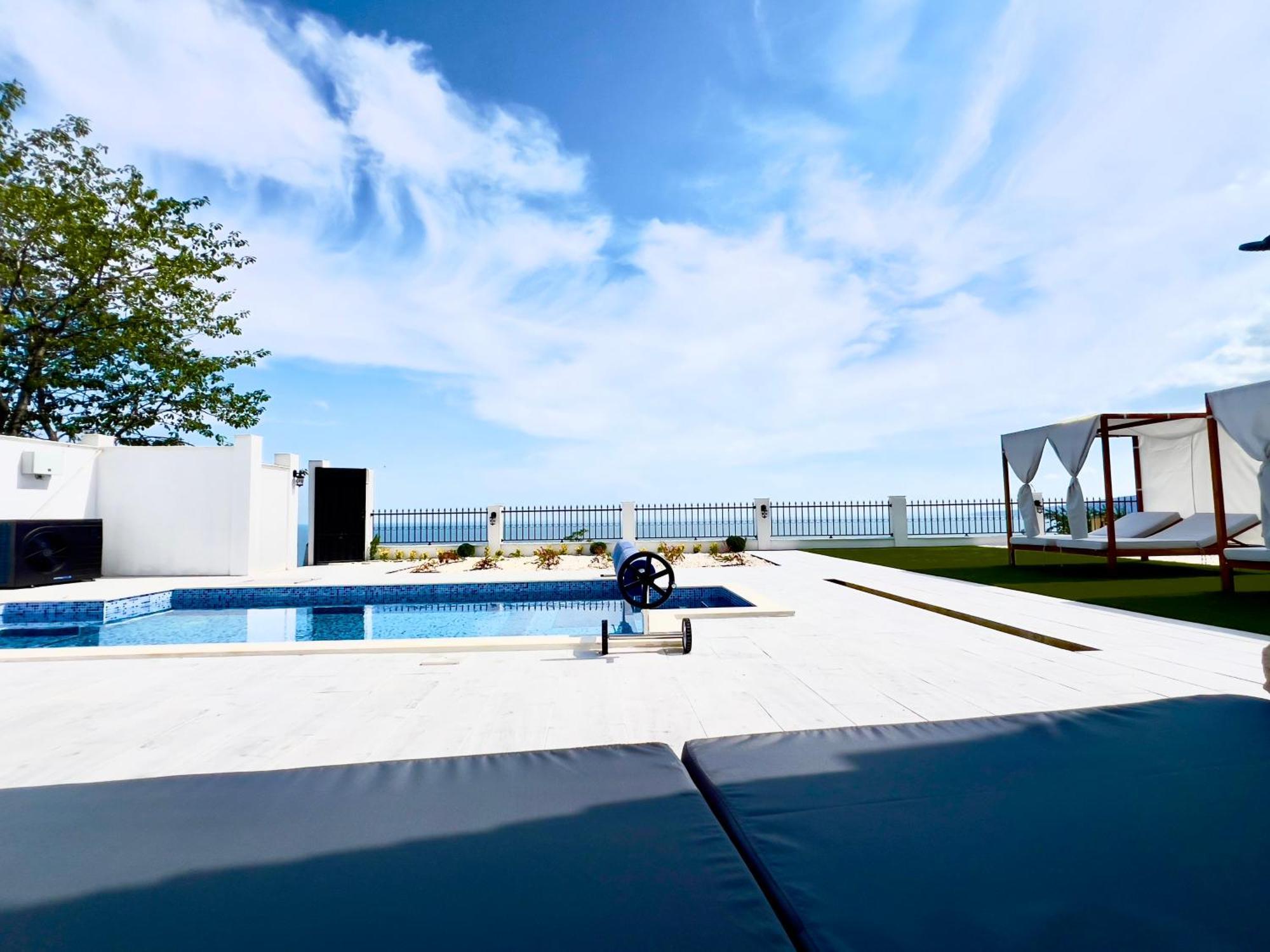 The White Pearl Boutique Villa بالشيك المظهر الخارجي الصورة